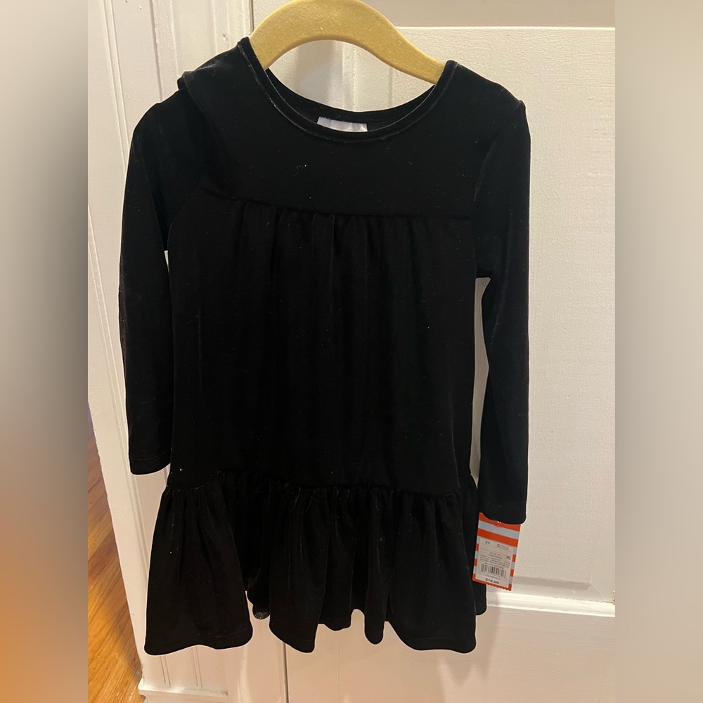 New with tags Cat & Jack Black Velvet Girls Dress size 3T